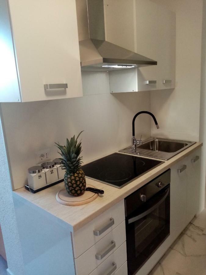 Apartment Ronaldo Poreč Buitenkant foto